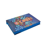Cargar imagen en el visor de la galería, Agenda Diaria Frida Kahlo Premium 2027 – 14.5 x 20.5 cm